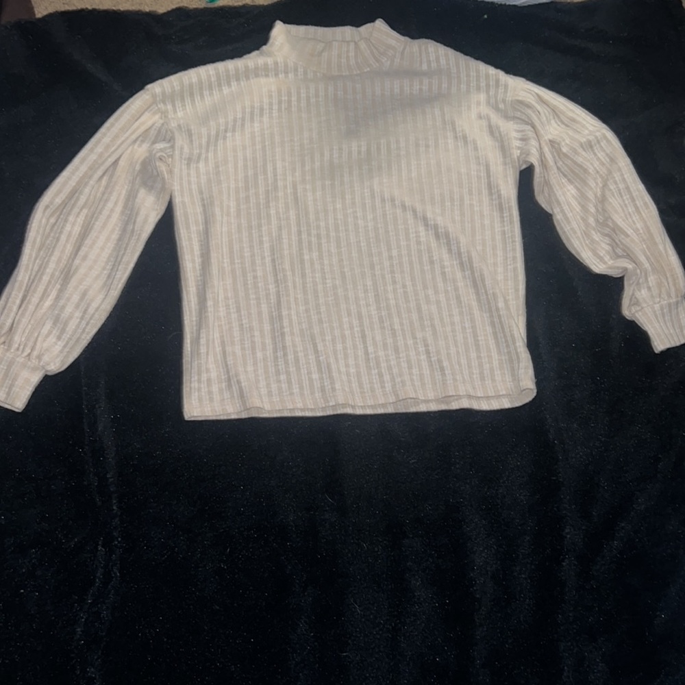 Sweater bundle - Picture 3 of 8